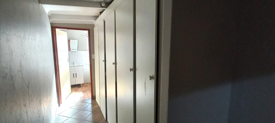 6 Bedroom Property for Sale in Middelburg South Mpumalanga