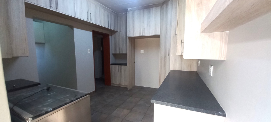 6 Bedroom Property for Sale in Middelburg South Mpumalanga