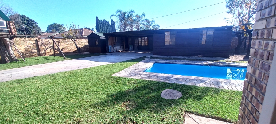 6 Bedroom Property for Sale in Middelburg South Mpumalanga