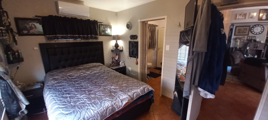 6 Bedroom Property for Sale in Middelburg South Mpumalanga