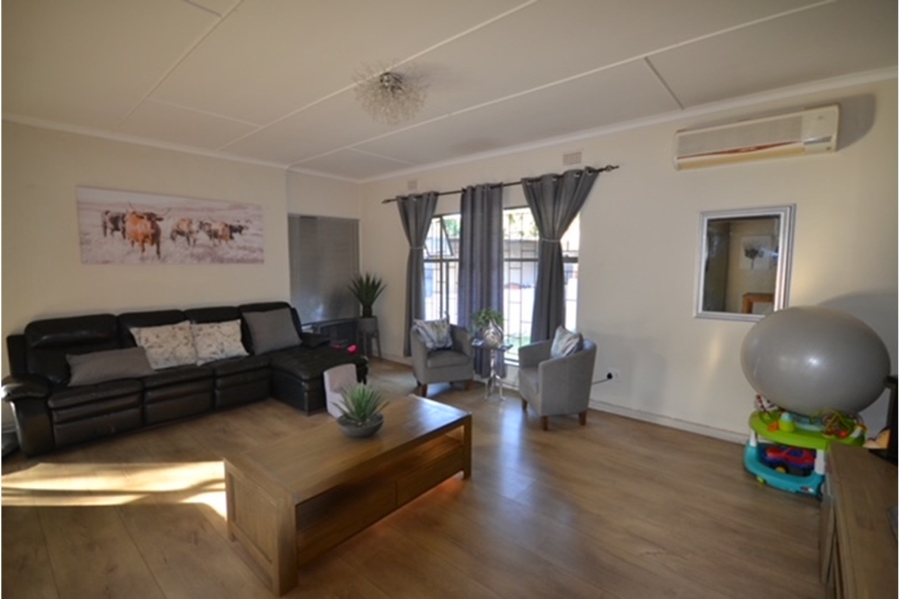 4 Bedroom Property for Sale in Parkville Mpumalanga