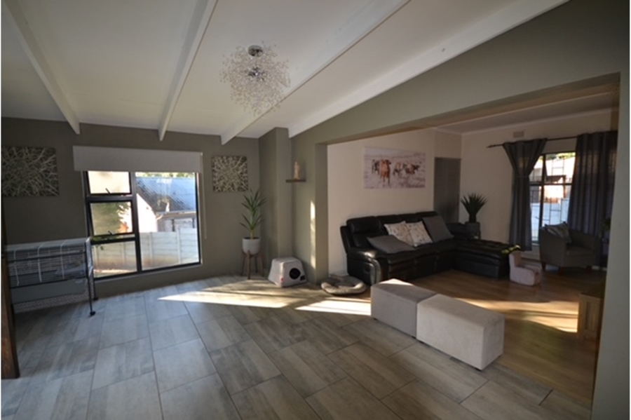 4 Bedroom Property for Sale in Parkville Mpumalanga