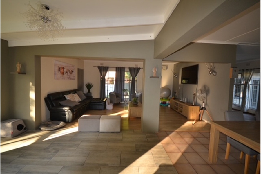 4 Bedroom Property for Sale in Parkville Mpumalanga