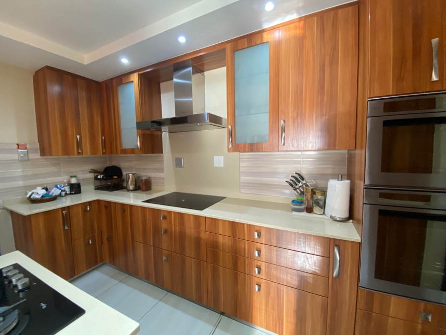 5 Bedroom Property for Sale in Riverside Park Mpumalanga