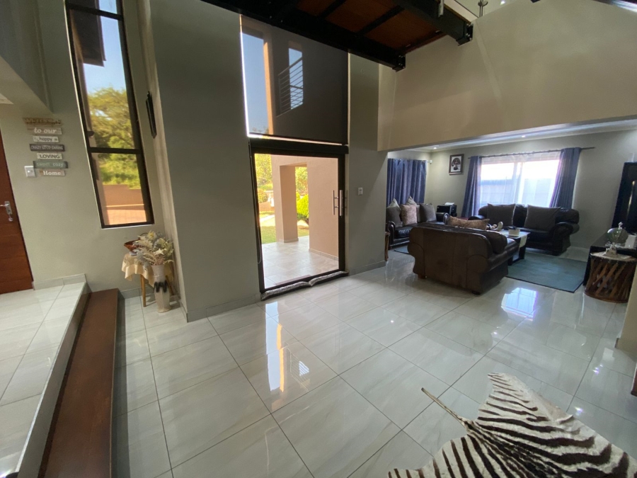 5 Bedroom Property for Sale in Riverside Park Mpumalanga