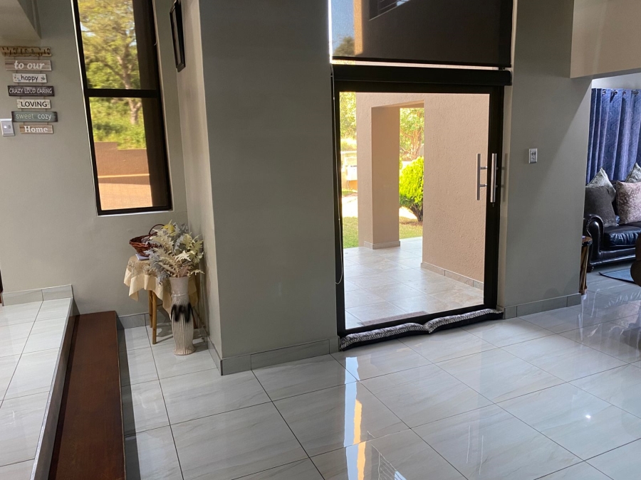 5 Bedroom Property for Sale in Riverside Park Mpumalanga