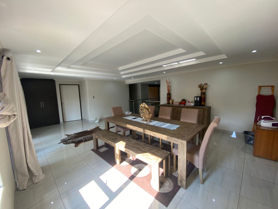 5 Bedroom Property for Sale in Riverside Park Mpumalanga