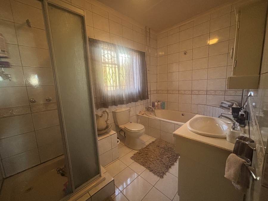 3 Bedroom Property for Sale in Die Heuwel Ext 4 Mpumalanga