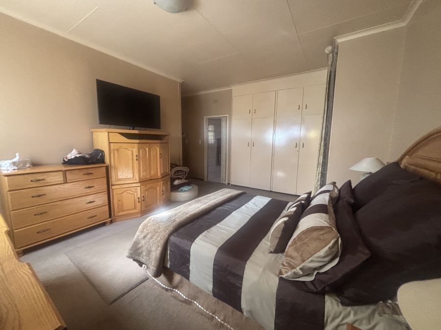 3 Bedroom Property for Sale in Die Heuwel Ext 4 Mpumalanga