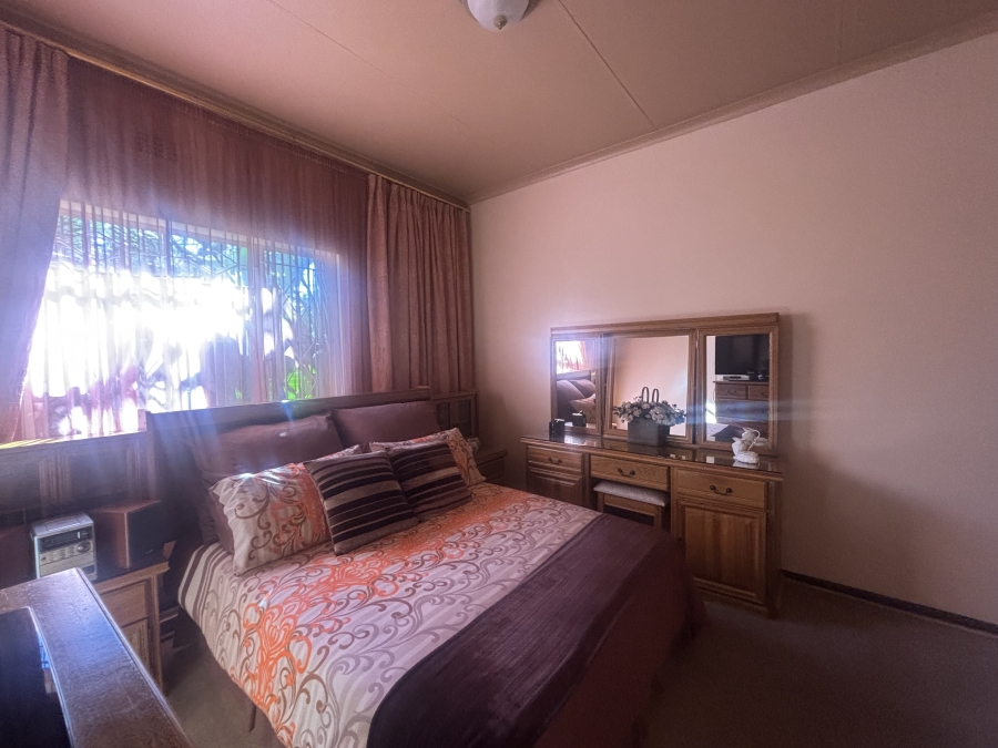 3 Bedroom Property for Sale in Die Heuwel Ext 4 Mpumalanga