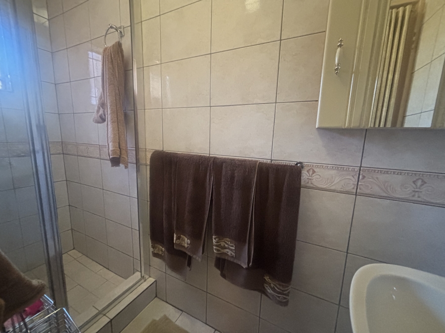 3 Bedroom Property for Sale in Die Heuwel Ext 4 Mpumalanga