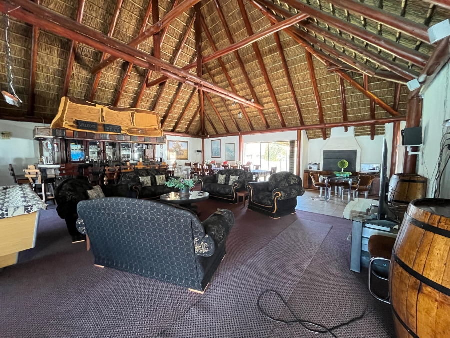 To Let 7 Bedroom Property for Rent in Reyno Ridge Mpumalanga