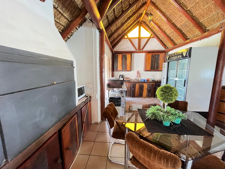 To Let 7 Bedroom Property for Rent in Reyno Ridge Mpumalanga