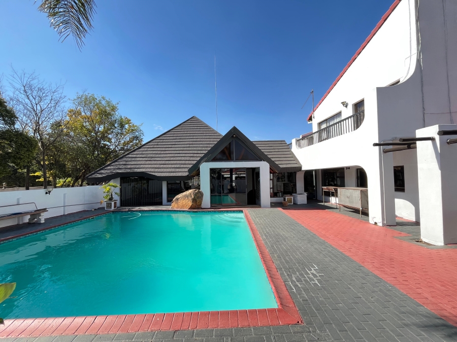 To Let 7 Bedroom Property for Rent in Reyno Ridge Mpumalanga