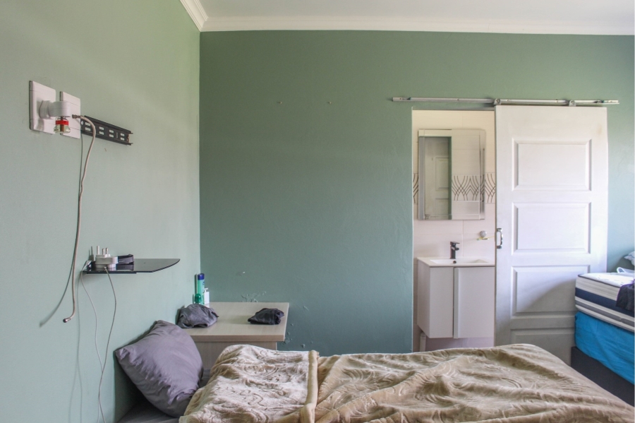 6 Bedroom Property for Sale in Aerorand Mpumalanga