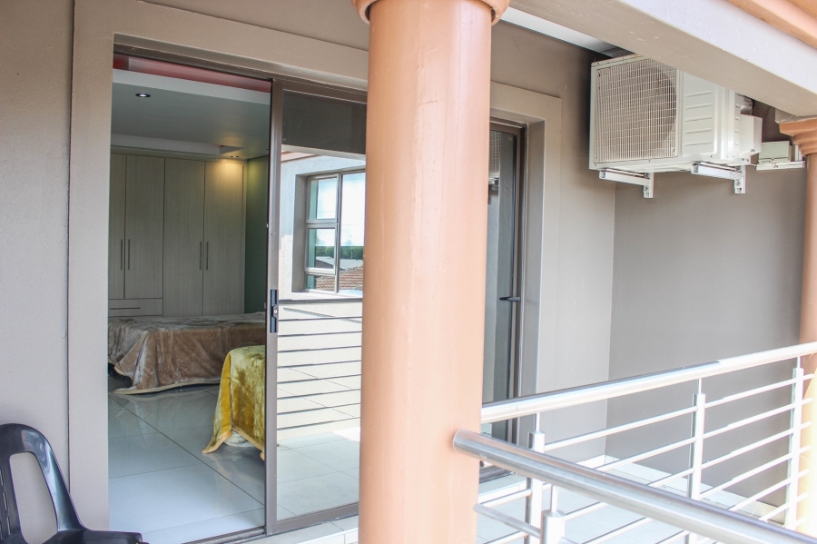 6 Bedroom Property for Sale in Aerorand Mpumalanga