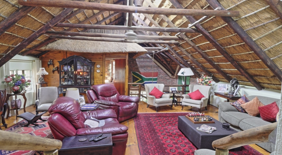 5 Bedroom Property for Sale in Marloth Park Mpumalanga