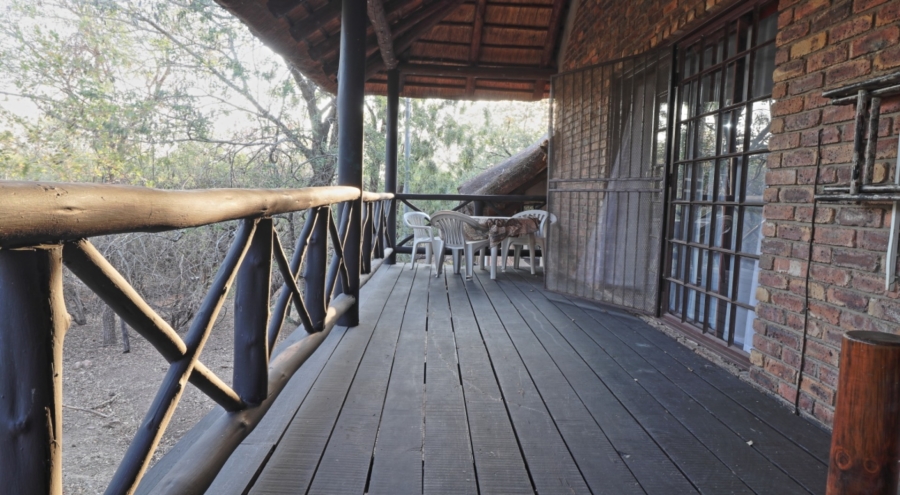 5 Bedroom Property for Sale in Marloth Park Mpumalanga