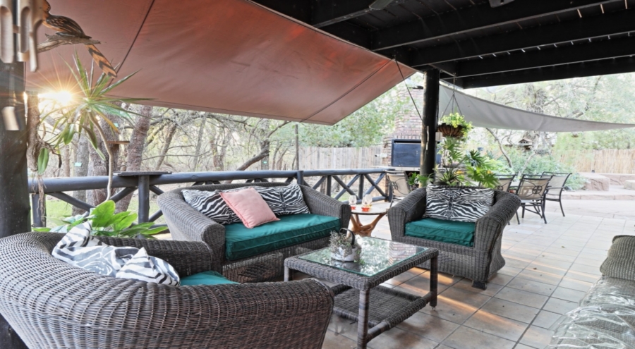 5 Bedroom Property for Sale in Marloth Park Mpumalanga