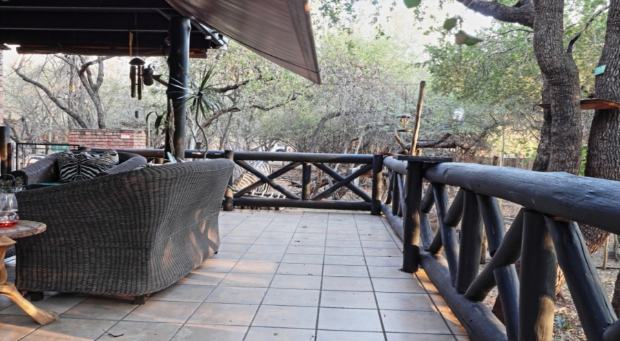 5 Bedroom Property for Sale in Marloth Park Mpumalanga