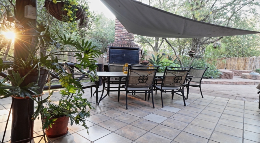 5 Bedroom Property for Sale in Marloth Park Mpumalanga