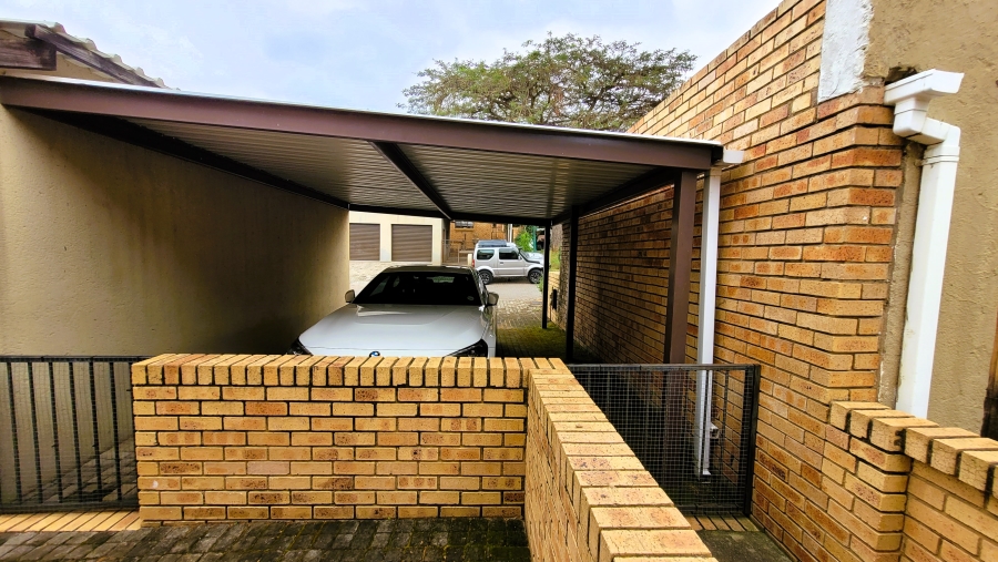 4 Bedroom Property for Sale in Stonehenge Ext 7 Mpumalanga