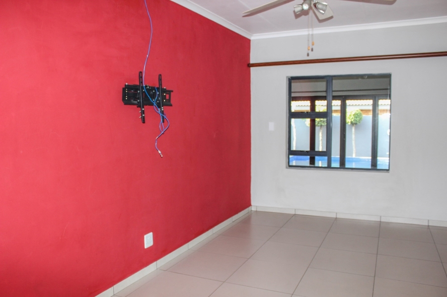 3 Bedroom Property for Sale in Aerorand Mpumalanga