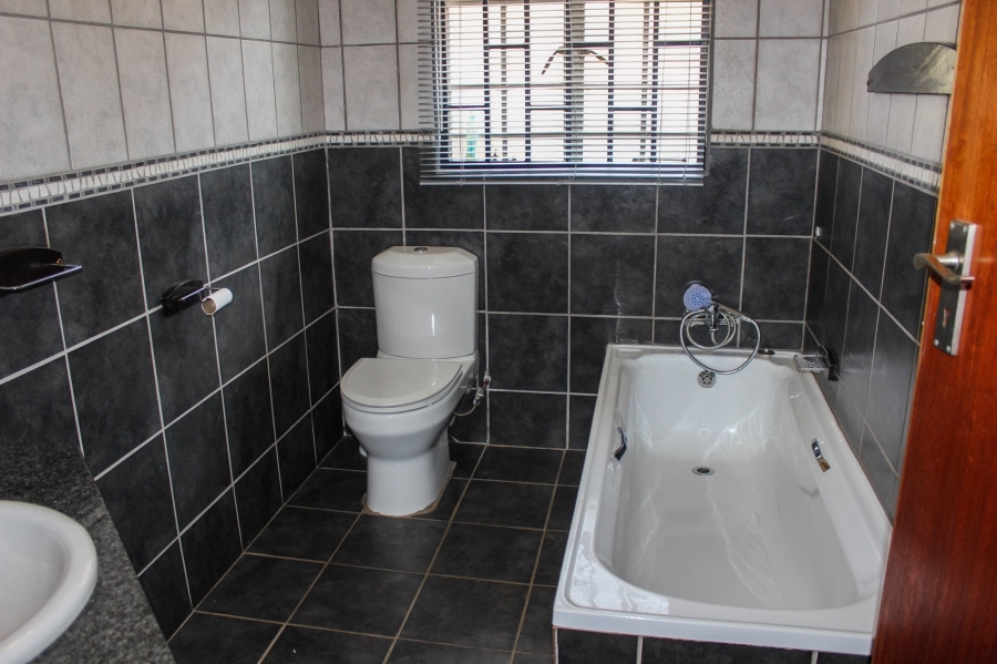 3 Bedroom Property for Sale in Aerorand Mpumalanga
