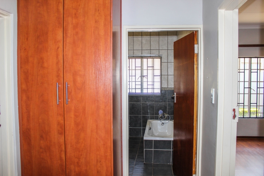 3 Bedroom Property for Sale in Aerorand Mpumalanga