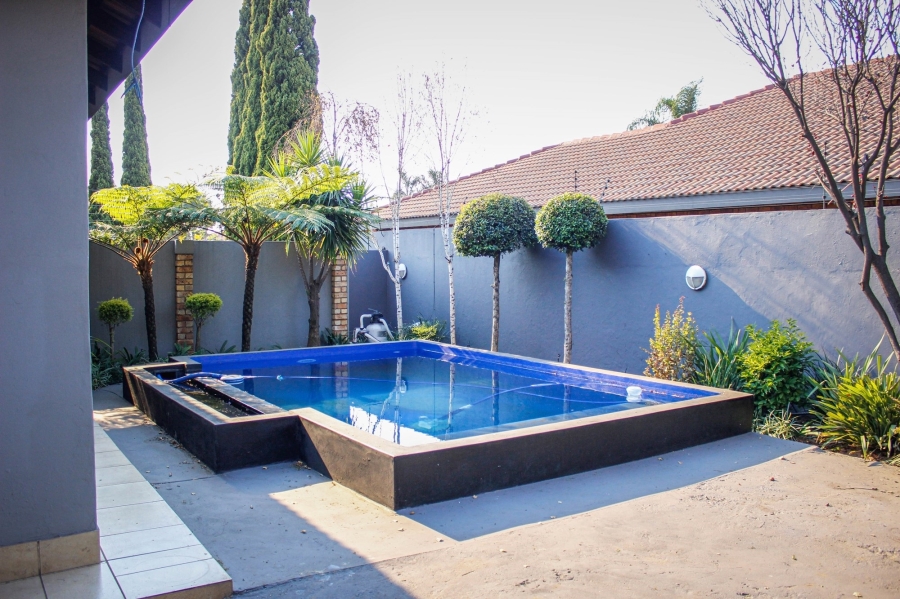 3 Bedroom Property for Sale in Aerorand Mpumalanga