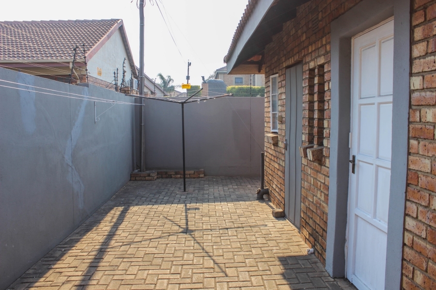3 Bedroom Property for Sale in Aerorand Mpumalanga