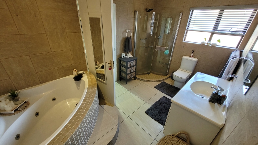 4 Bedroom Property for Sale in Shandon Mpumalanga
