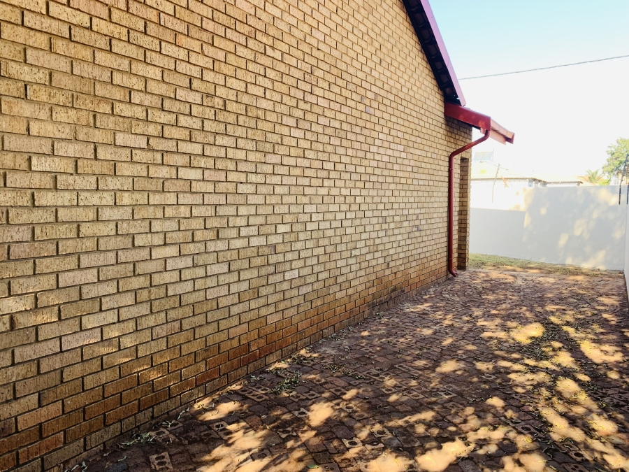 2 Bedroom Property for Sale in Mineralia Mpumalanga