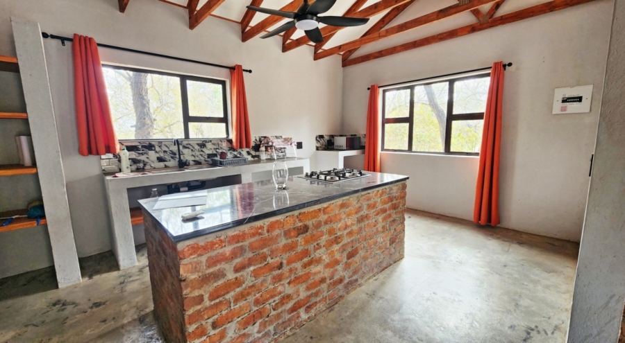 2 Bedroom Property for Sale in Marloth Park Mpumalanga