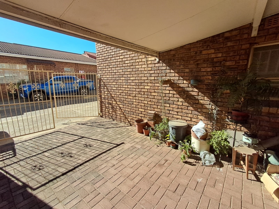 2 Bedroom Property for Sale in Piet Retief Mpumalanga