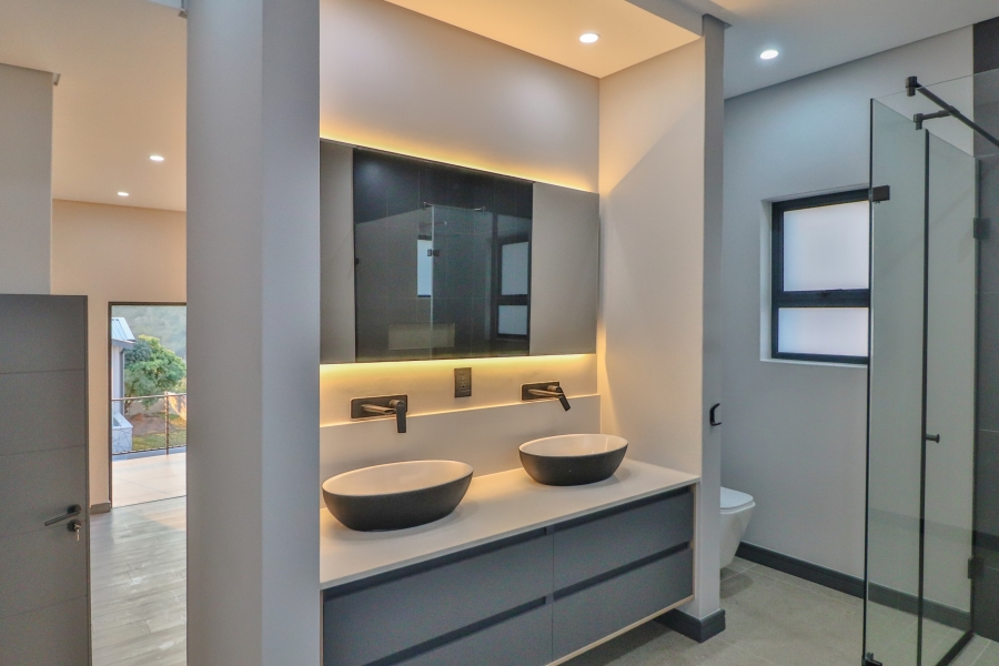 4 Bedroom Property for Sale in Sonheuwel Mpumalanga