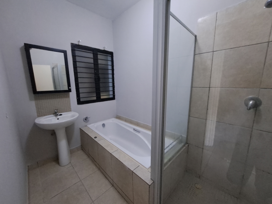 2 Bedroom Property for Sale in Sonheuwel Mpumalanga