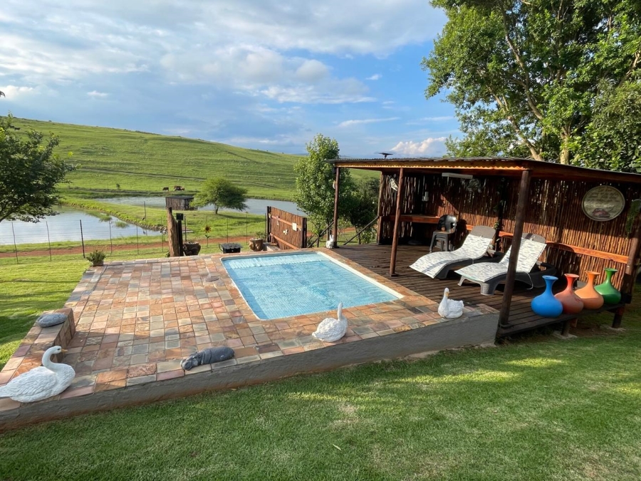 2 Bedroom Property for Sale in Machadodorp Mpumalanga