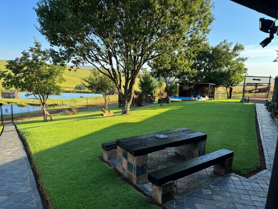 2 Bedroom Property for Sale in Machadodorp Mpumalanga