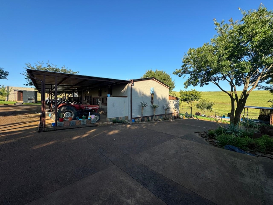 2 Bedroom Property for Sale in Machadodorp Mpumalanga