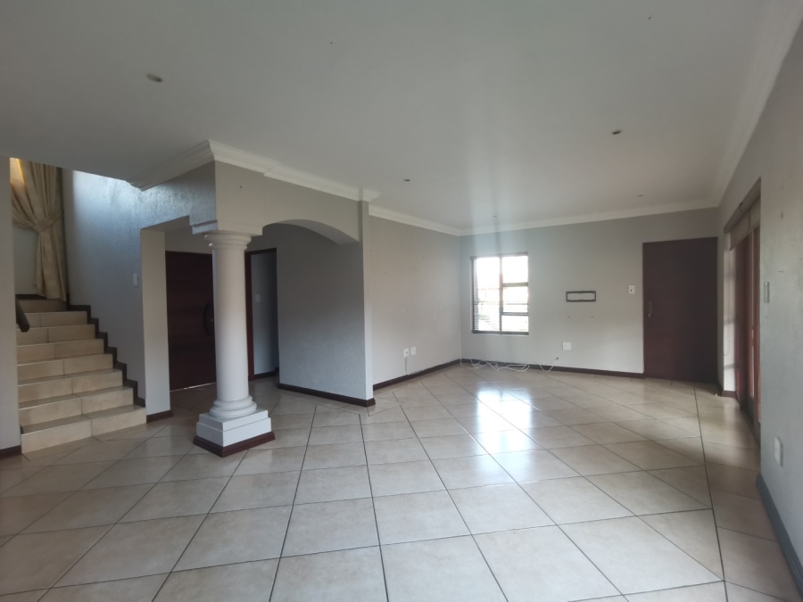 To Let 3 Bedroom Property for Rent in West Acres Mpumalanga