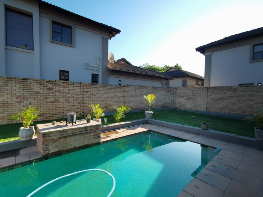 To Let 3 Bedroom Property for Rent in West Acres Mpumalanga