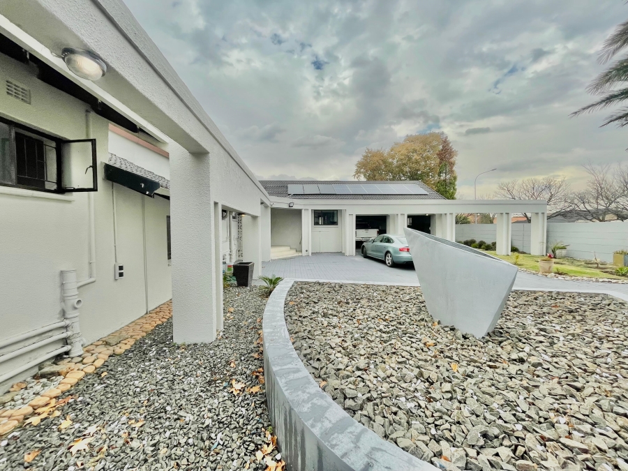 4 Bedroom Property for Sale in Secunda Mpumalanga