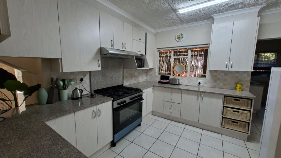 To Let 3 Bedroom Property for Rent in Sonheuwel Mpumalanga
