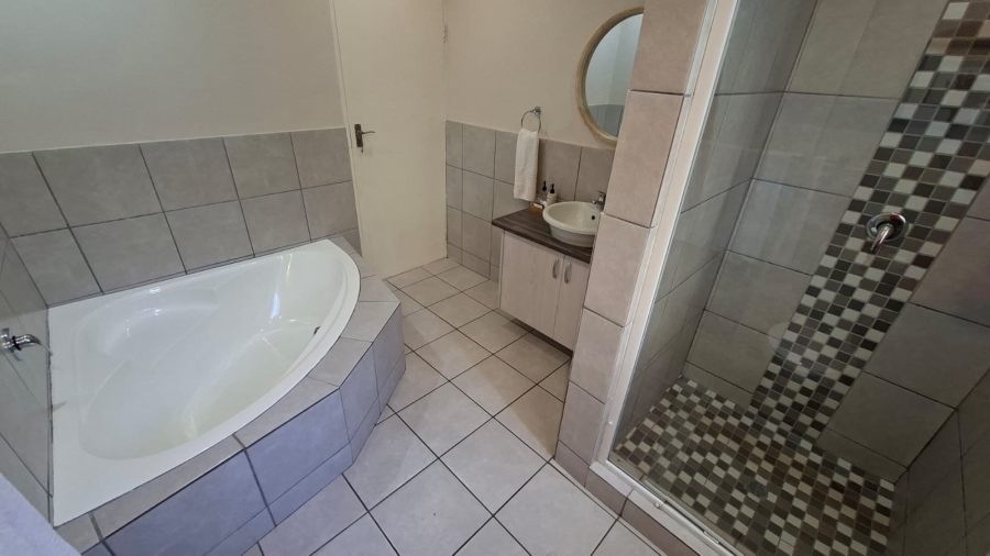 To Let 3 Bedroom Property for Rent in Sonheuwel Mpumalanga
