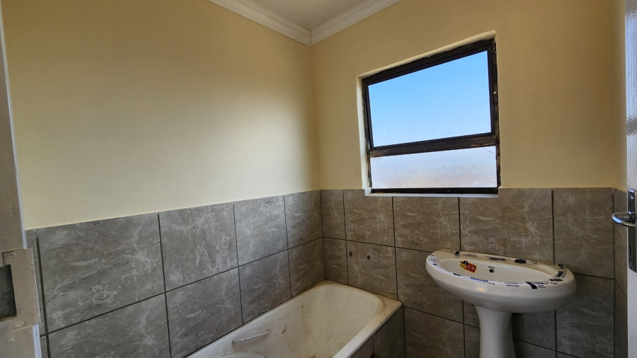 2 Bedroom Property for Sale in Balfour Mpumalanga