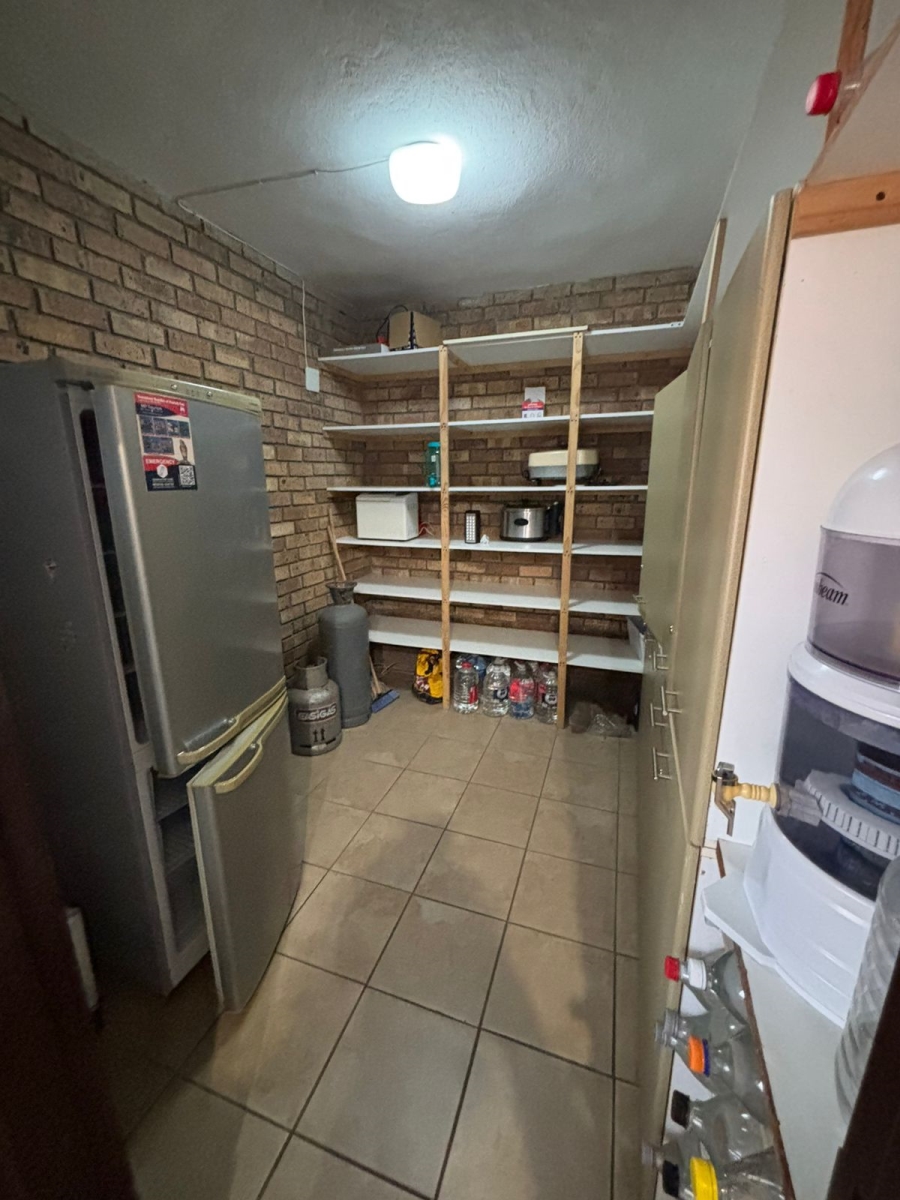 3 Bedroom Property for Sale in Marloth Park Mpumalanga