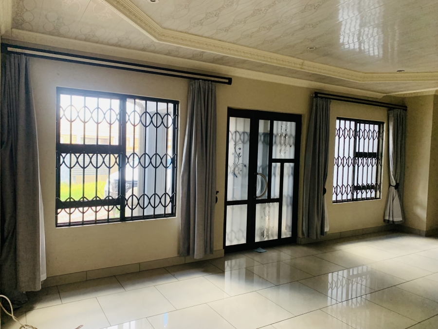 To Let 3 Bedroom Property for Rent in Aerorand Mpumalanga