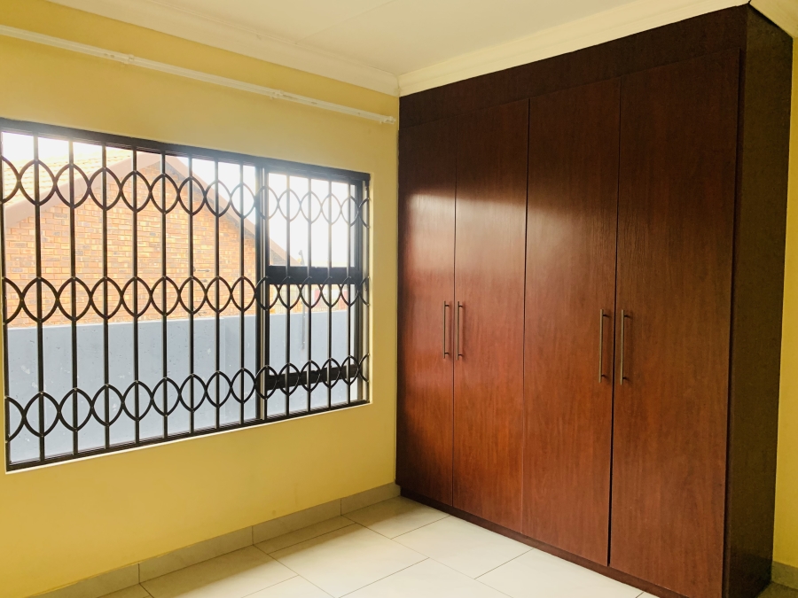 To Let 3 Bedroom Property for Rent in Aerorand Mpumalanga