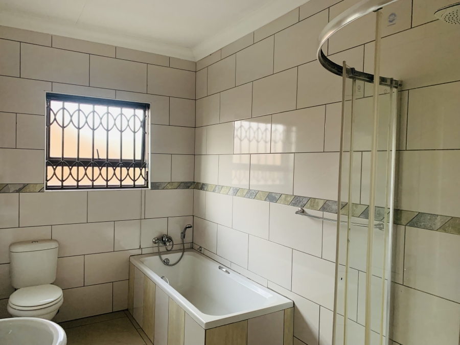 To Let 3 Bedroom Property for Rent in Aerorand Mpumalanga